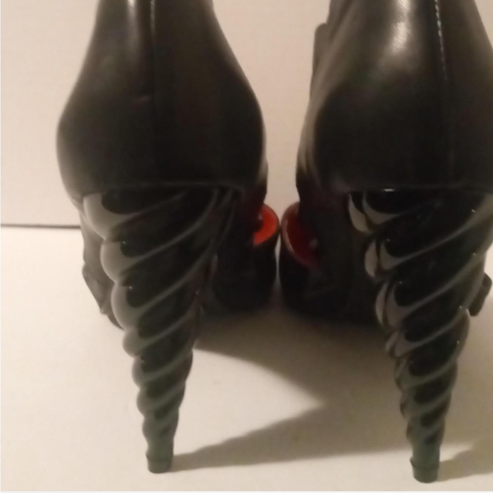 Jeffery Campbell Pumps